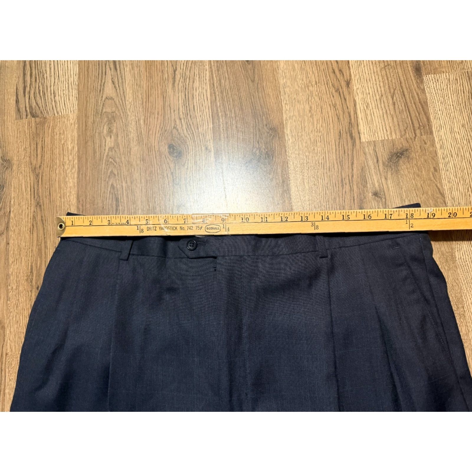 Joseph Joseph & Feiss Pants, Men's 46x41, Black Dress Pants Trousers Pleated Cuff, Wool, Regular, Straight Leg, Sl... Size US 30 / EU 46 - 7 Thumbnail