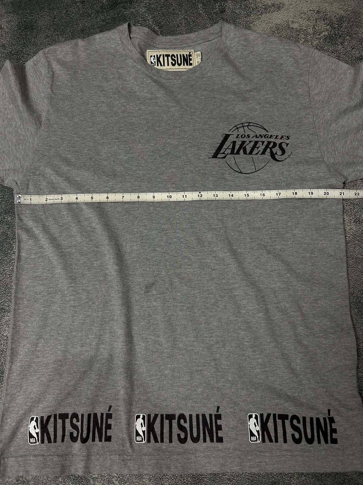 Maison Kitsune Maison kitsune X NBA Lakers Tee Size US L / EU 52-54 / 3 - 7 Thumbnail