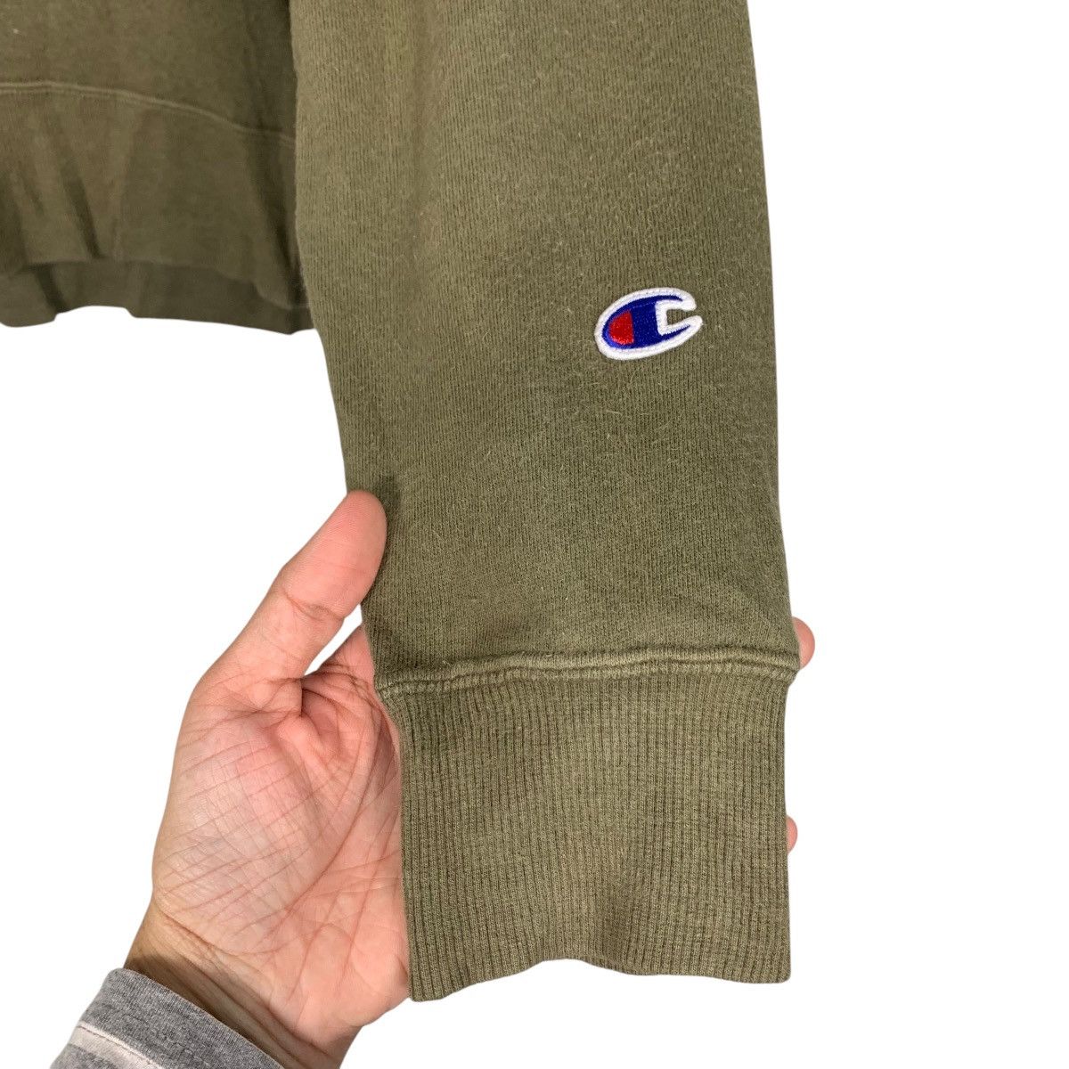 Japanese Brand CHAMPION Olive Green Crewneck Sweatshirt #2635-C118 Size US L / EU 52-54 / 3 - 9 Thumbnail