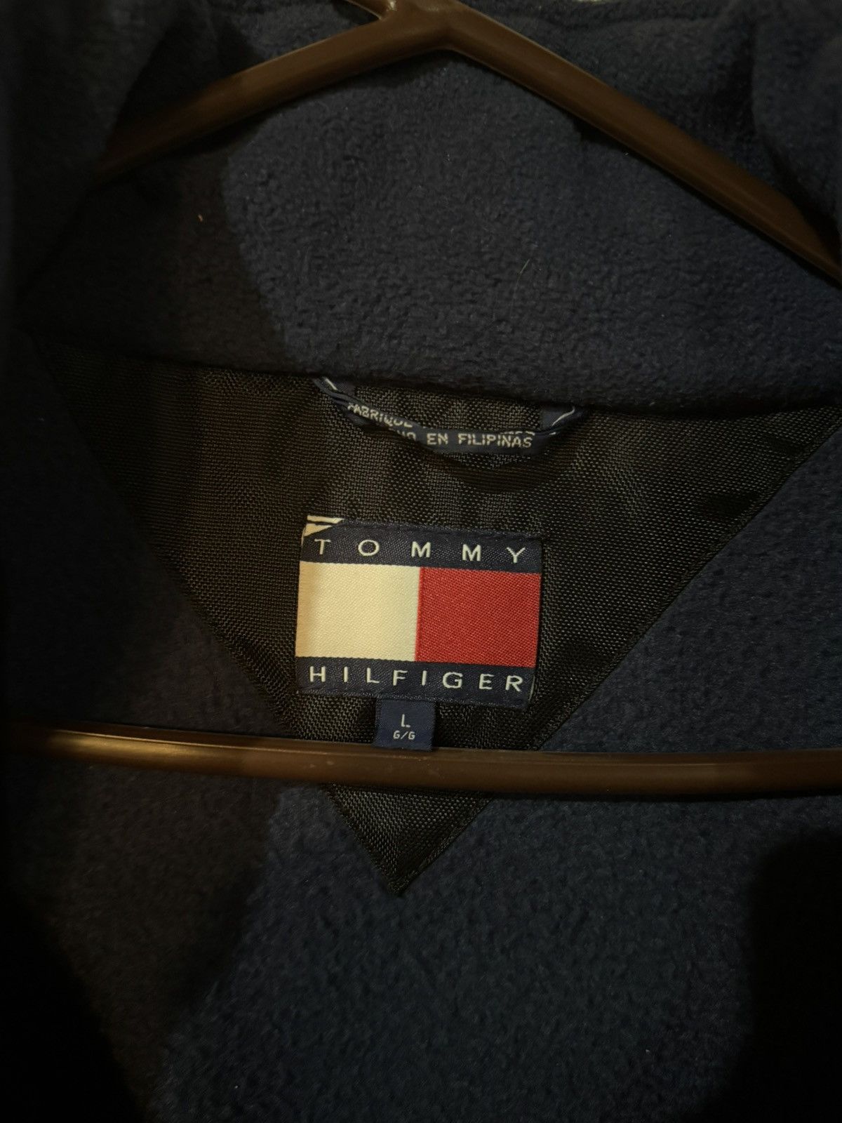 Tommy Hilfiger × Vintage 2000s Vintage Tommy Hilfiger Sherpa Jacket Size US L / EU 52-54 / 3 - 3 Thumbnail