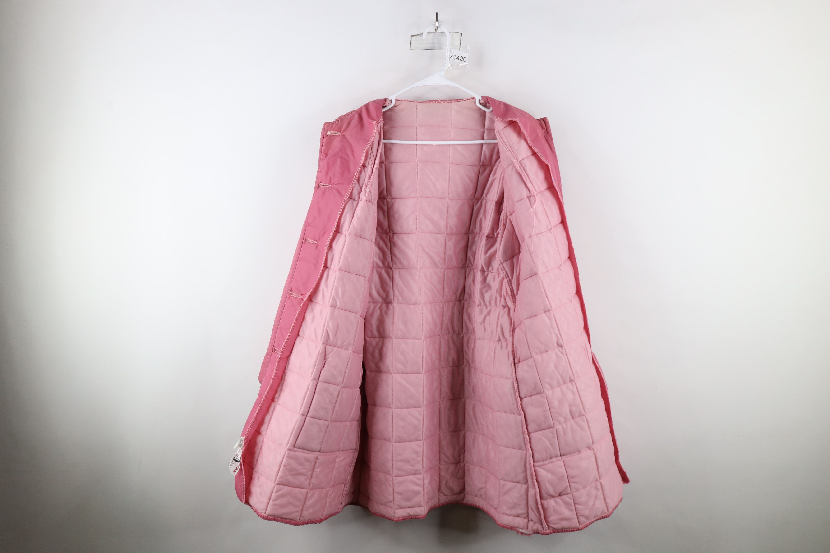 Vintage Vintage 70s Streetwear Quilted Belted Puffer Jacket Pink USA Size L / US 10 / IT 46 - 11 Thumbnail