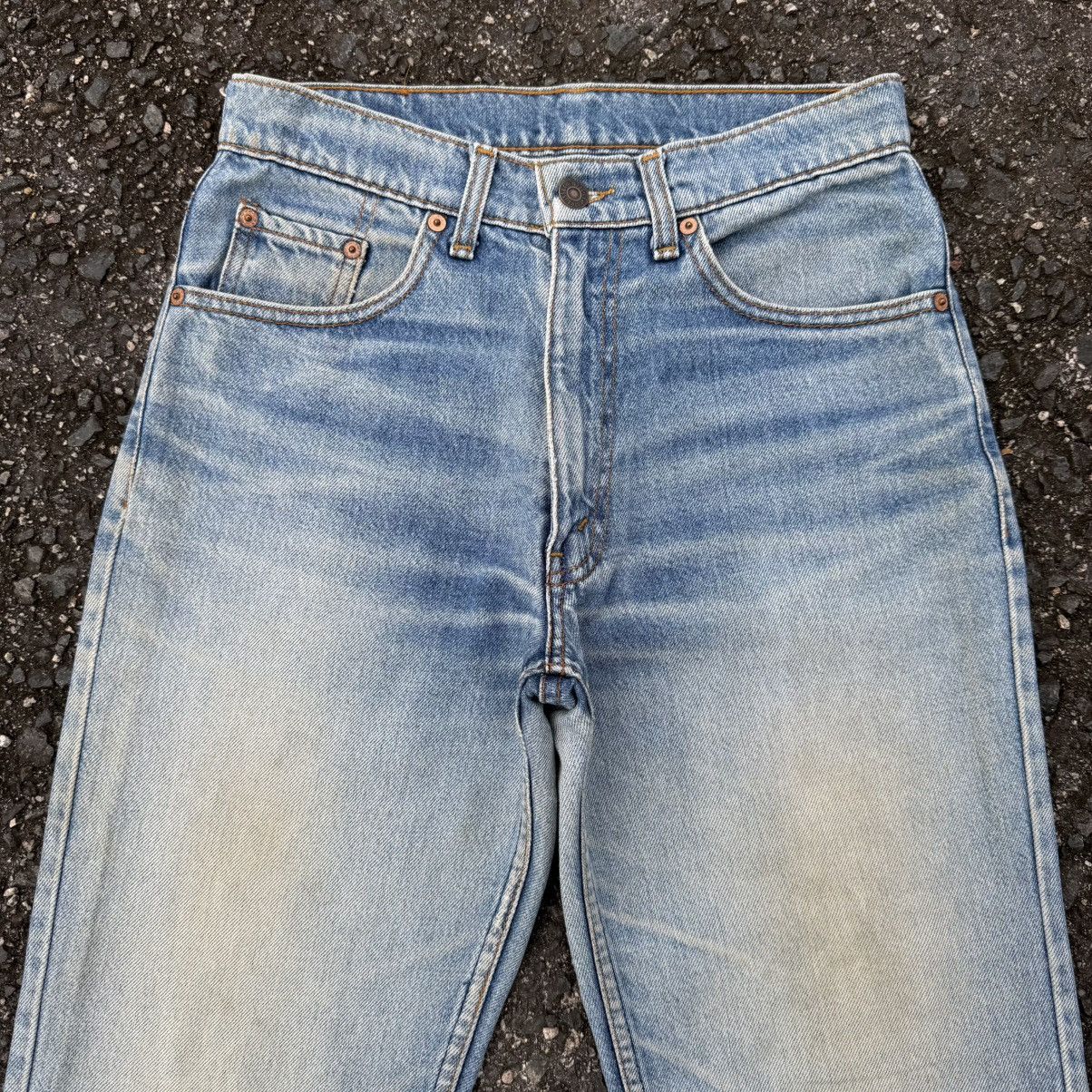 Levi's Vintage Clothing VINTAGE LEVI'S 525 LIGHT WASH FADED DENIM JEANS Size US 29 - 3 Thumbnail