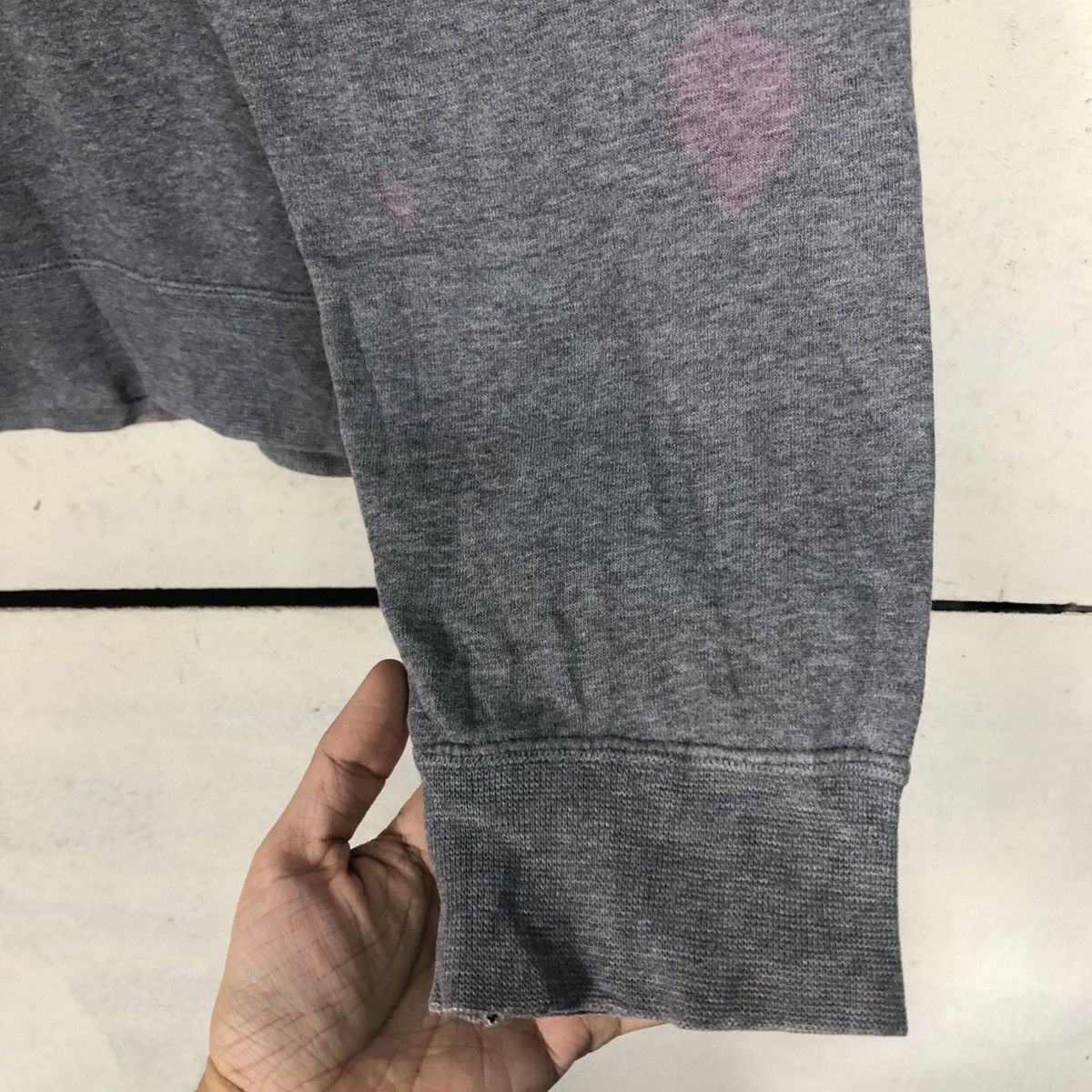 Nike 📌Vintage Sweatshirt Nike Big Logo Sun Faded Size US XL / EU 56 / 4 - 13 Thumbnail