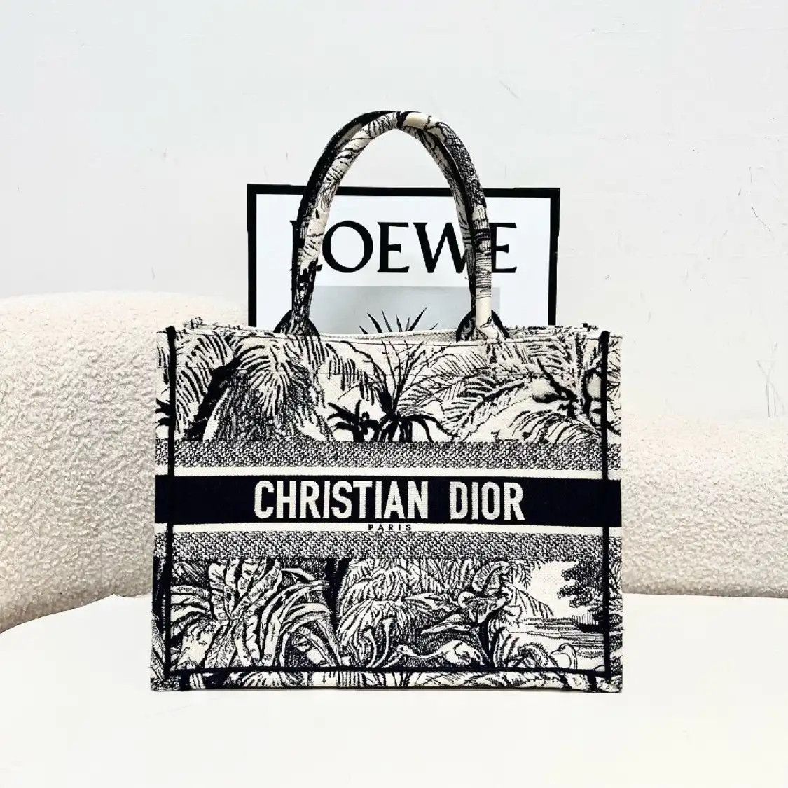 Dior DIOR Book Tote Small blue fabric embroidery handbag Size ONE SIZE - 1 Thumbnail