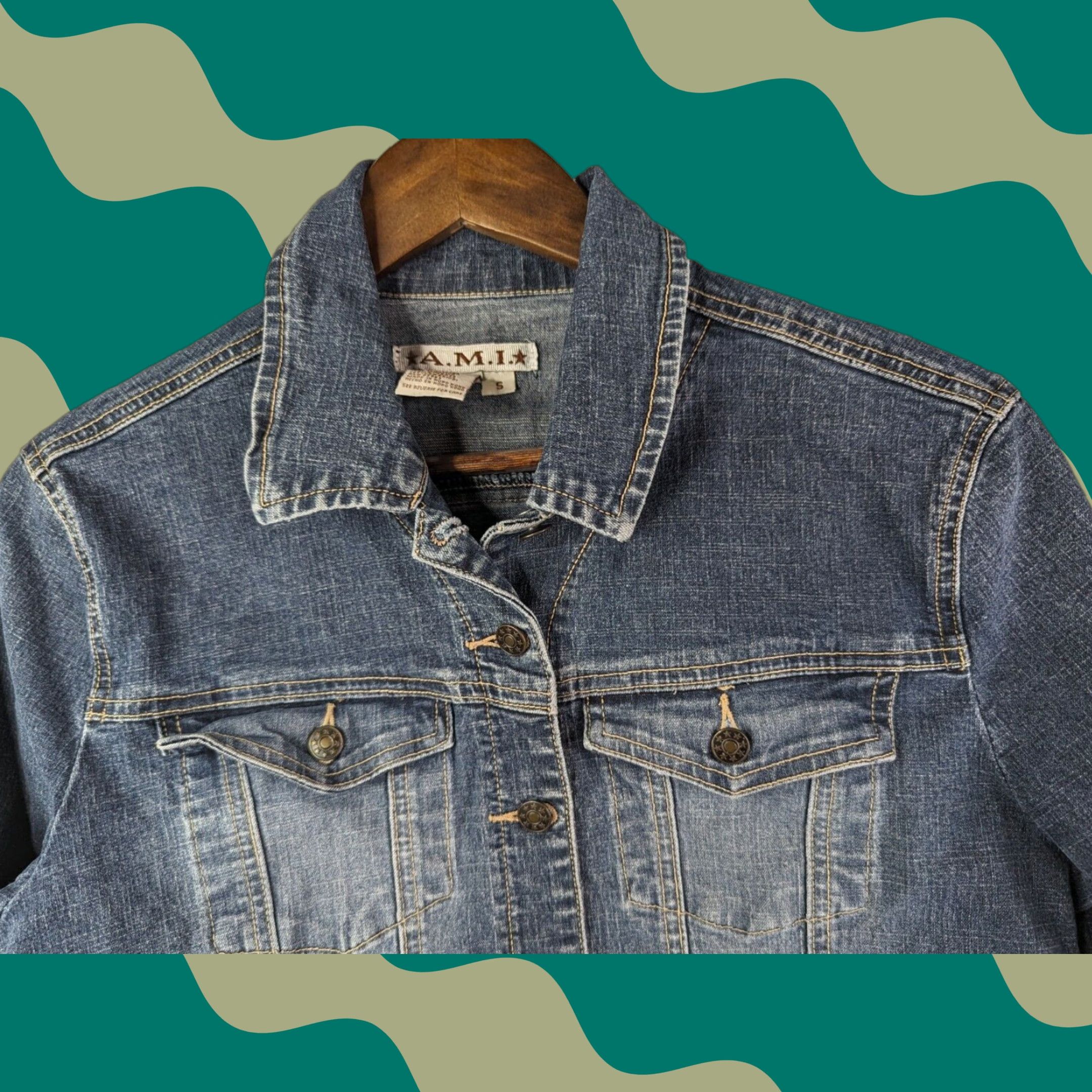 Denime VINTAGE A.M.I. Denim Jacket Jacket Blue Denim Short Long Sleeve Women S Small Button Casual 100% Cotton Denim 90s? Size S / US 4 / IT 40 - 1 Thumbnail