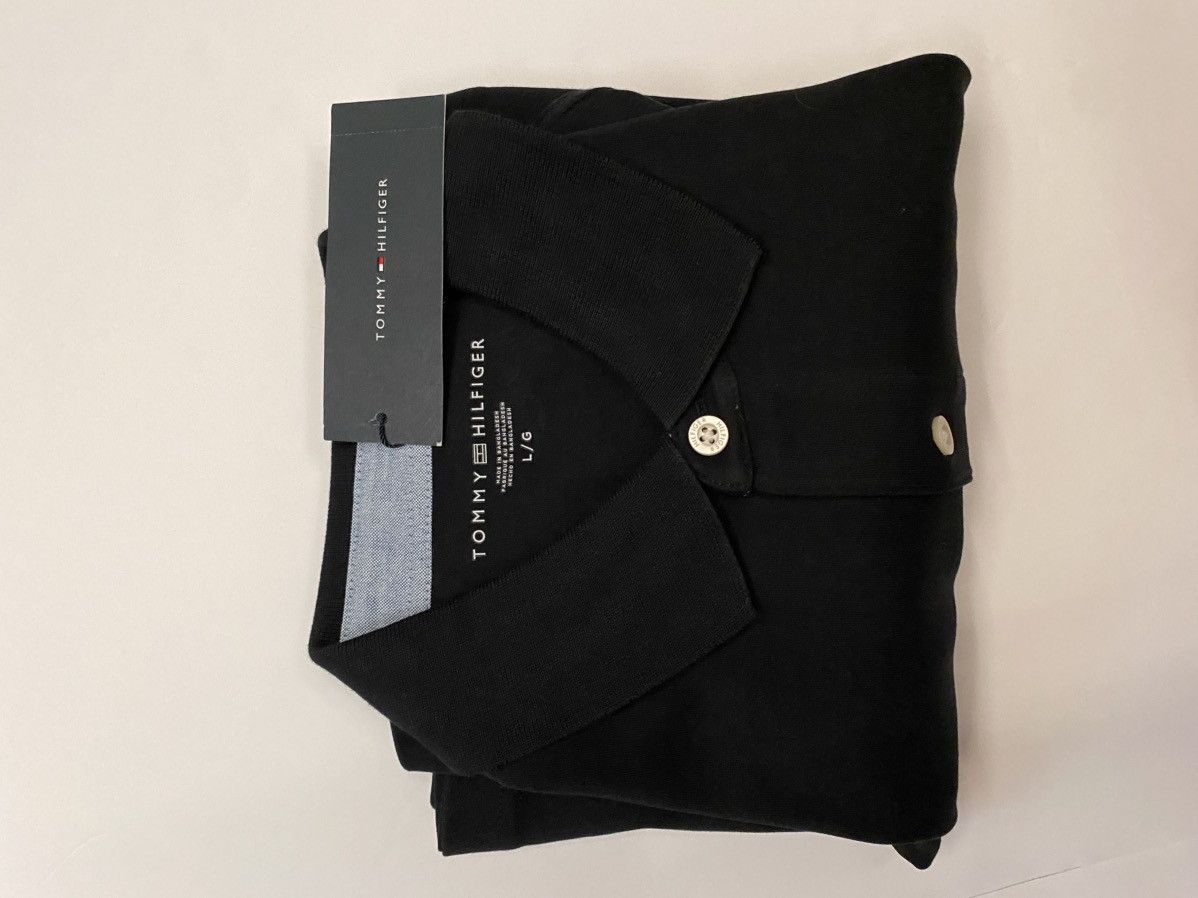 Tommy Hilfiger Tommy Hilfiger Mens Classic Fit Pique Polo Black Large NWT Size US L / EU 52-54 / 3 - 8 Thumbnail