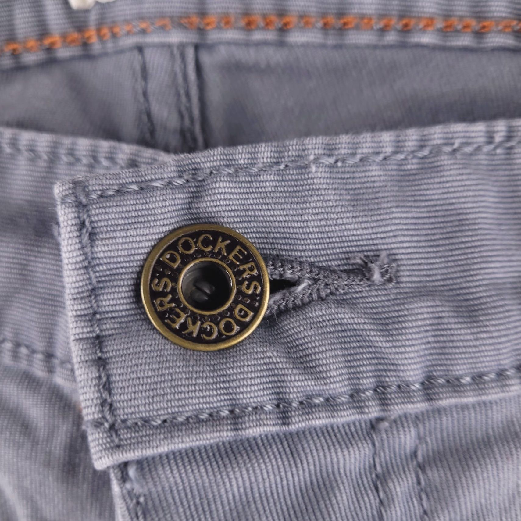 Dockers **Dockers Gray Chino Pants Mens 36x32 Regular Fit Corduroy** User: **Dockers Mens Gray Chino Pants 36x32 Regular Fit Corduroy** Size US 36 / EU 52 - 3 Thumbnail