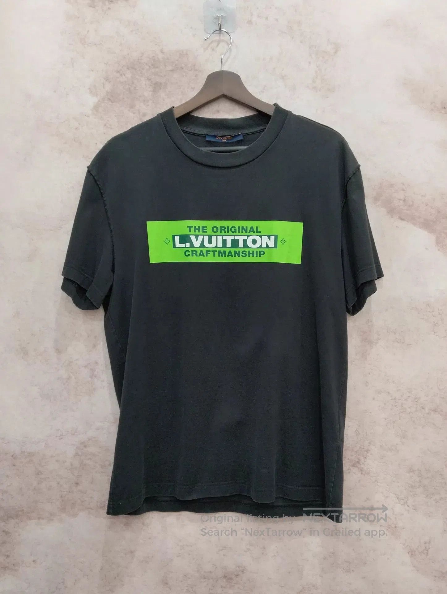 Louis Vuitton Black Short Sleeve Graphic T. Size US M / EU 48-50 / 2 - 1 Thumbnail