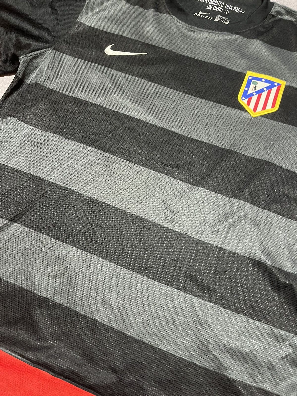 Nike Nike Atletico Madrid 2012/2013 soccer jersey Size US XL / EU 56 / 4 - 3 Thumbnail