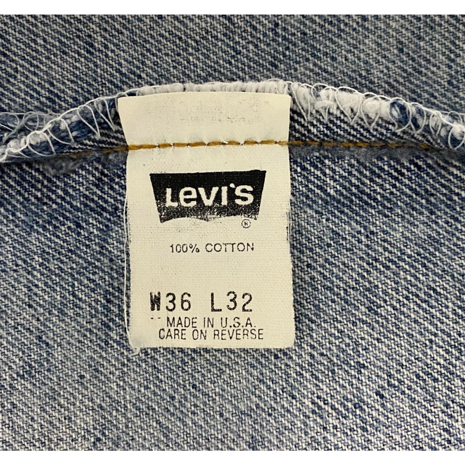 Levi's VINTAGE Levi's Jeans 852 USA Blue 34×32 Regular Men’s 100% Cotton Denim Straight 5-Pocket Size US 34 / EU 50 - 3 Thumbnail