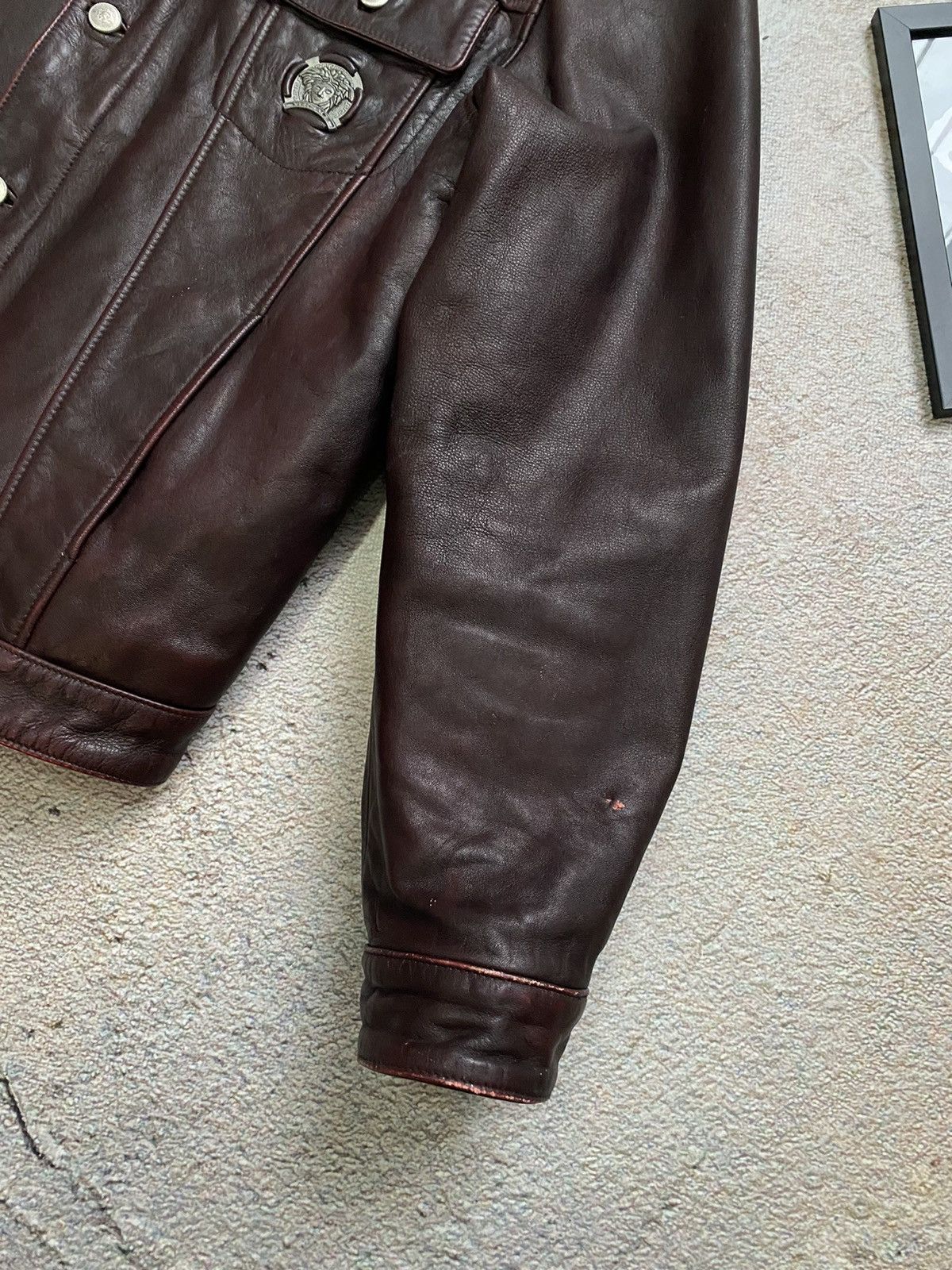 Versace × Vintage RARE Vintage leather jacket Versace back big logo Size US M / EU 48-50 / 2 - 12 Thumbnail