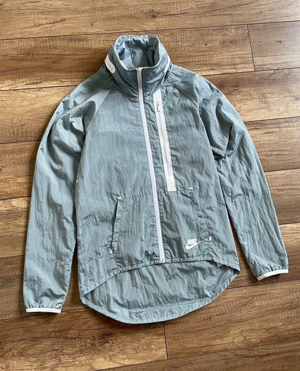 Nike Nike Womens Grey Silver Tech Hooded Windbreaker Jacket Size XS / US 0-2 / IT 36-38 - 2 Thumbnail