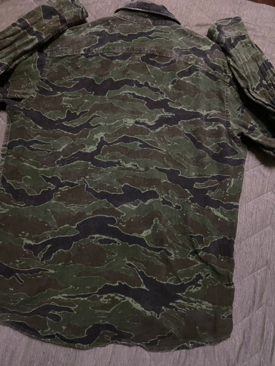 Gap Gap camo button up shirt Size US M / EU 48-50 / 2 - 6 Thumbnail
