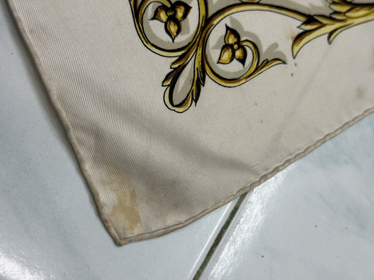 Hermes 🔥🔥🔥AUNTHENTIC VINTAGE HERMES DIES AT HORES SILK SCARF Size ONE SIZE - 16 Thumbnail