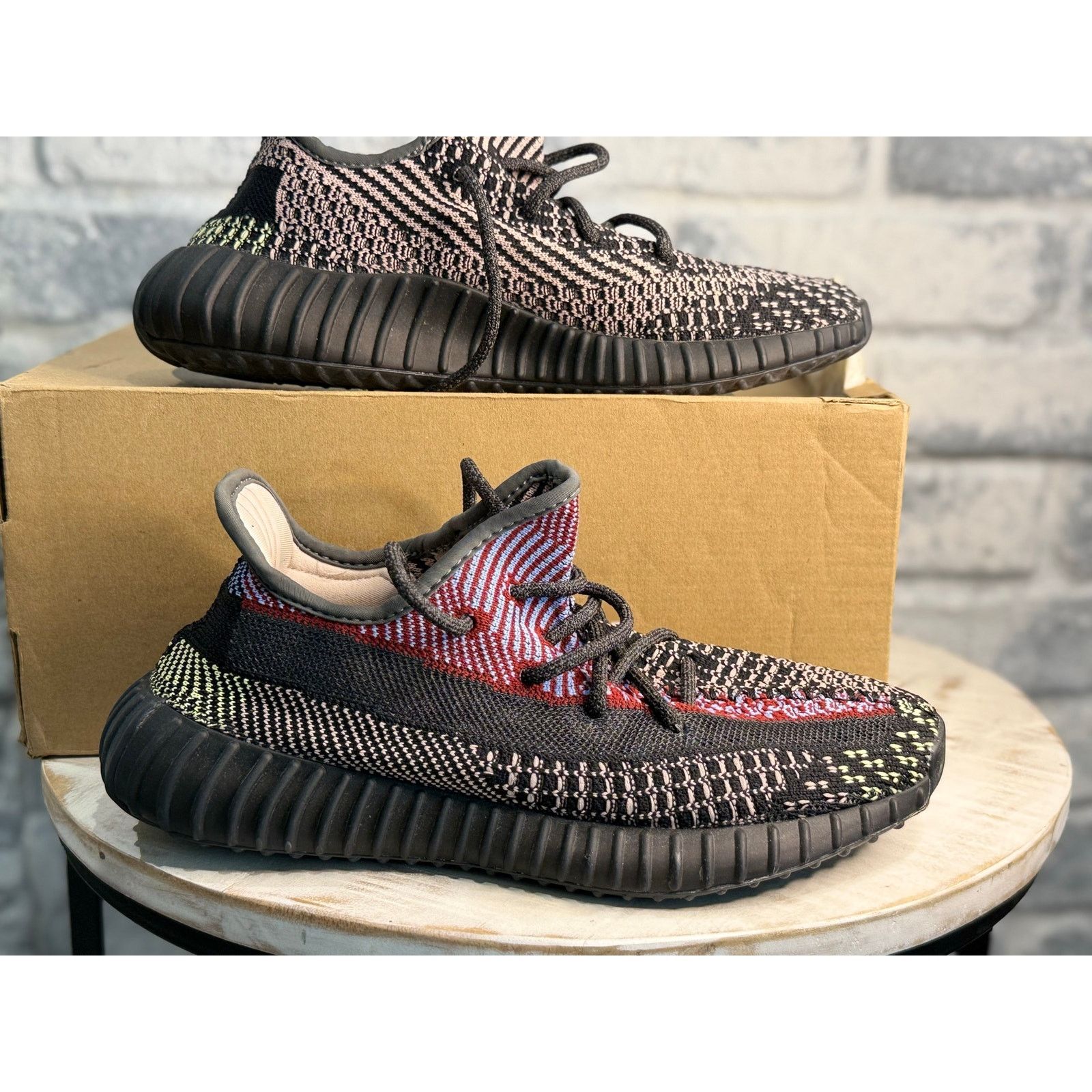 Yeezy Yeezy 350 Boost V2 Yechei Size 6.5 Size US 6.5 / EU 39-40 - 1 Thumbnail