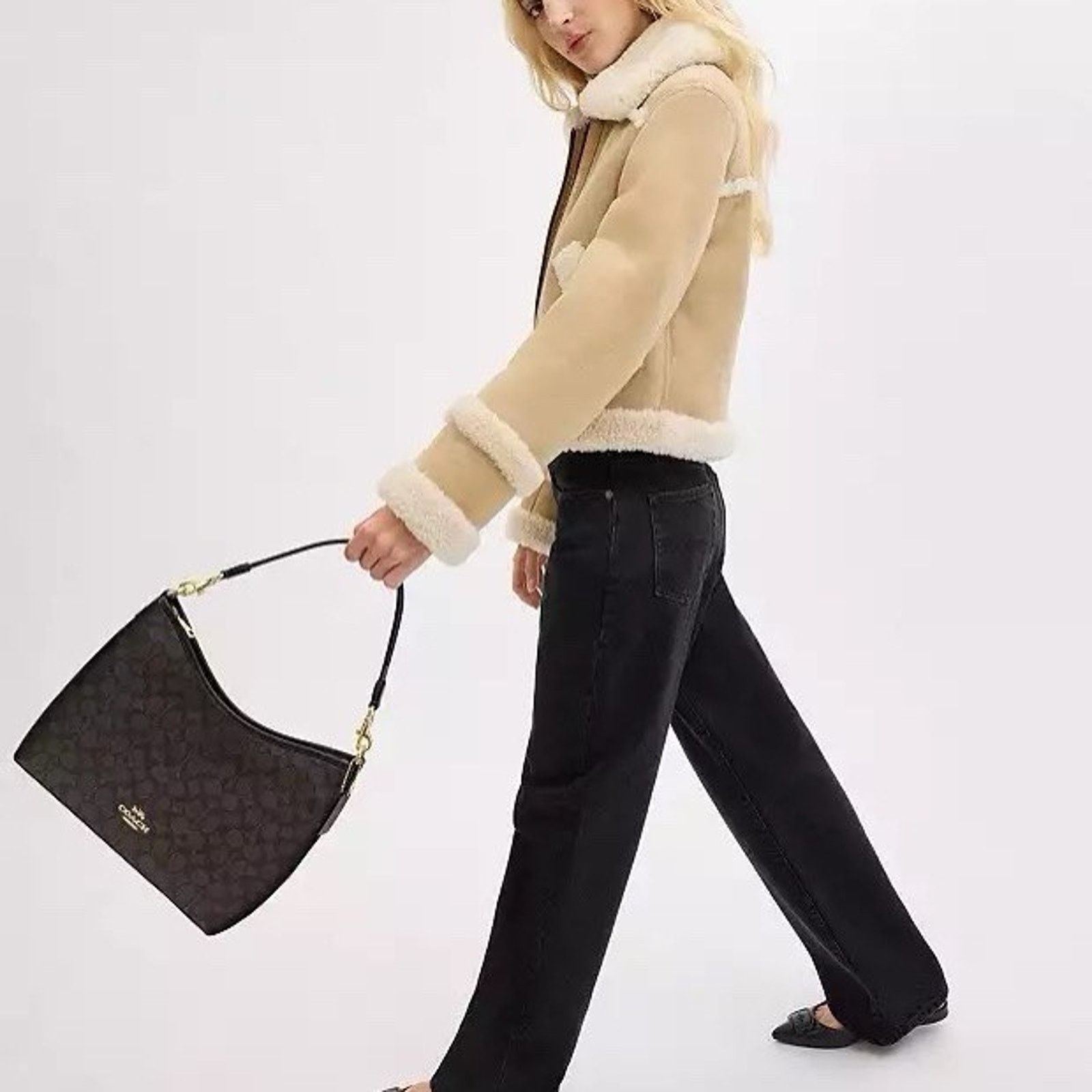 Coach NWT Coach Signature Laurel Bag CV975 Gold/Walnut/Black Size ONE SIZE - 7 Thumbnail