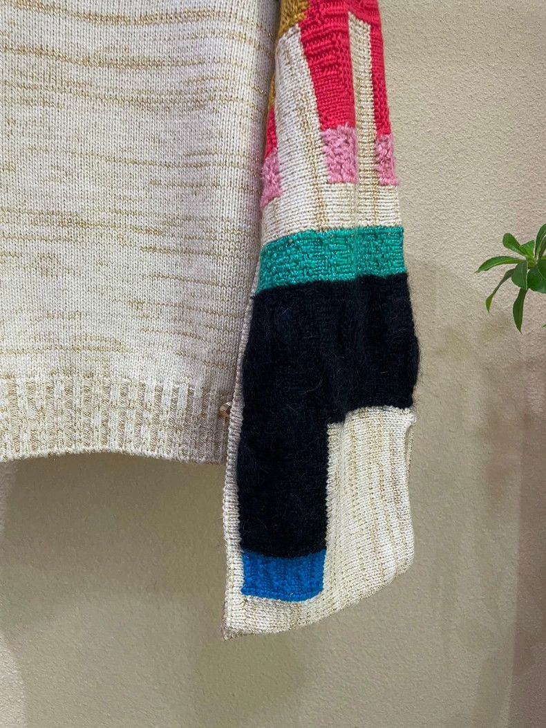 Chanel Chanel 19A Egypt Series Cashmere Cloak Sweater Size XS / US 0-2 / IT 36-38 - 5 Thumbnail