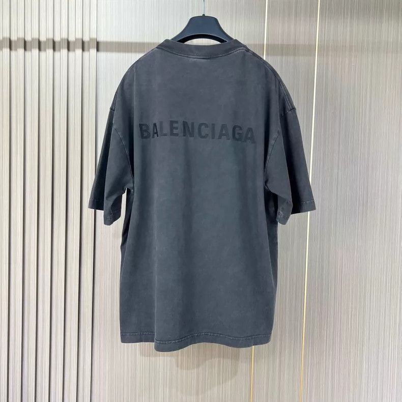 Other Balenciaga Washed front and back embroidered monogram shor Size US XS / EU 42 / 0 - 2 Thumbnail