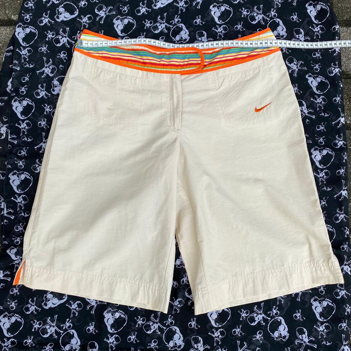 Nike Nike Capri Pants Style Khaki Beige Rainbow Waist Style Sport Size 32" / US 10 / IT 46 - 23 Thumbnail