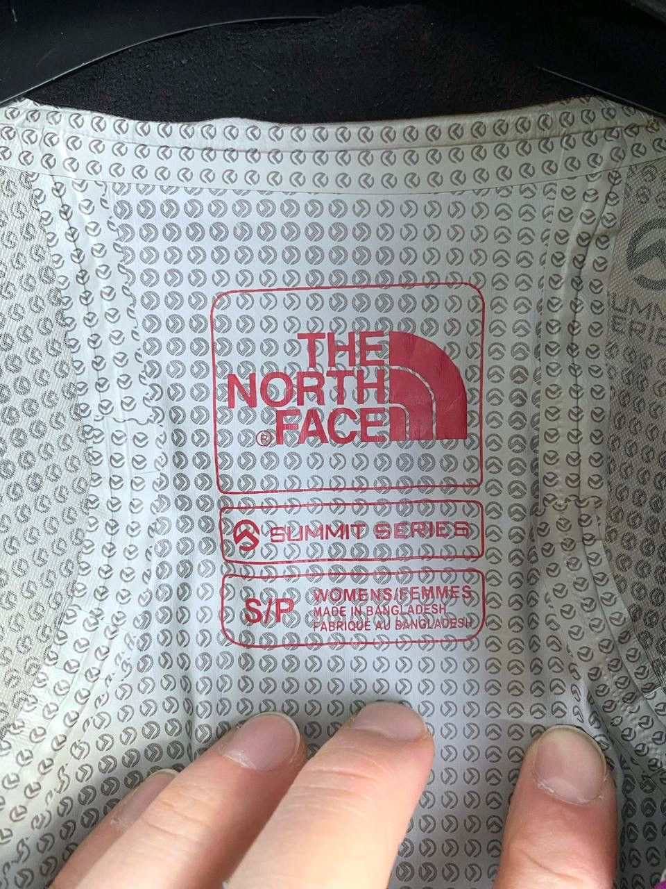 The North Face The North Face Hyvent Women's Waterproof Hooded Jacket, Sz S Size S / US 4 / IT 40 - 14 Thumbnail