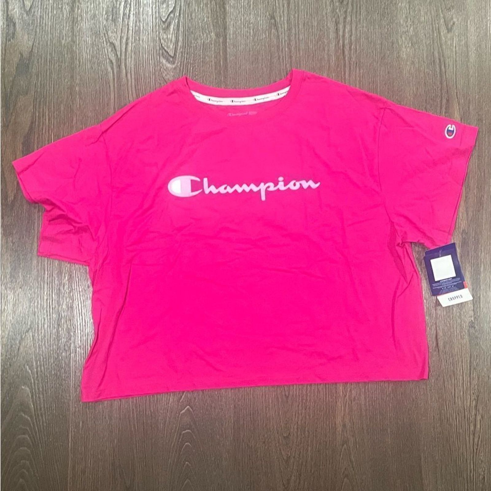 Champion NWT Champion Hot Pink Graphic Crop Top - Size 2XL Size XXL / US 16-18 / IT 52-54 - 1 Thumbnail