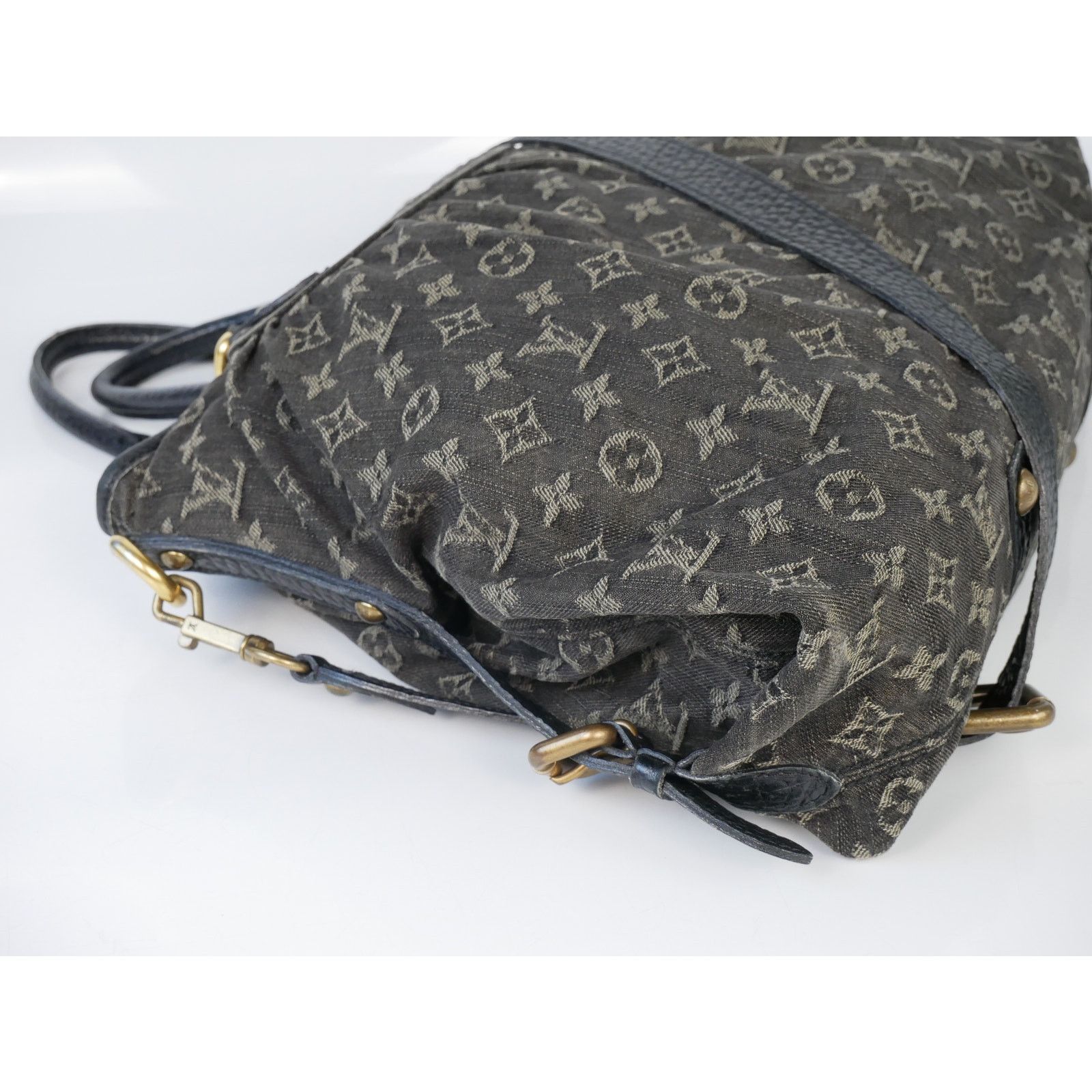 Louis Vuitton Louis Vuitton Black Denim Neo Cabby Tote Size ONE SIZE - 9 Thumbnail