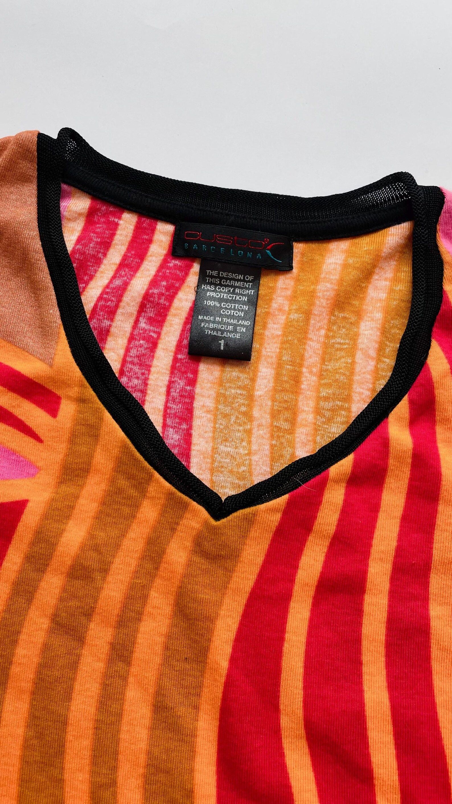 Custo Barcelona Y2K Custo Barcelona Patchwork Graphic Top S/M Size S / US 4 / IT 40 - 6 Thumbnail