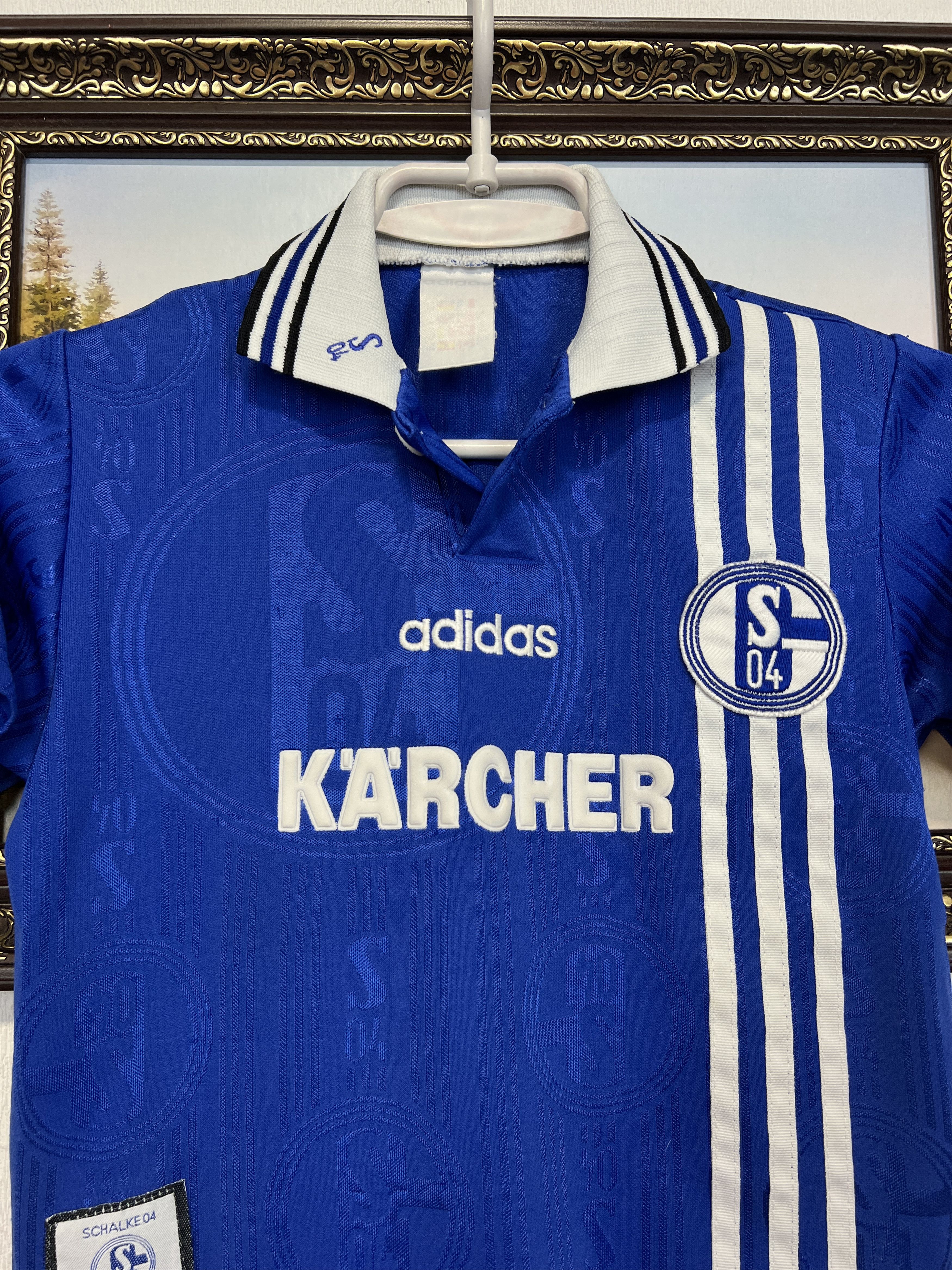 Adidas FC Schalke 04 football shirt 1996 Soccer Jersey Size Boys Size US XXS / EU 40 - 2 Thumbnail