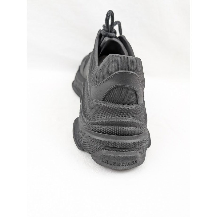 Balenciaga o1rshd1 Molded Triple S Sneakers in Black Size US 11 / EU 44 - 10 Thumbnail