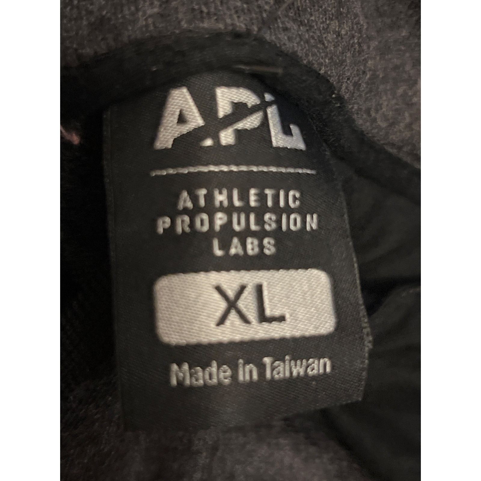 Athletic Propulsion Labs APL The perfect Wool Trousers in Charcoal size XL Size US 41 - 3 Thumbnail