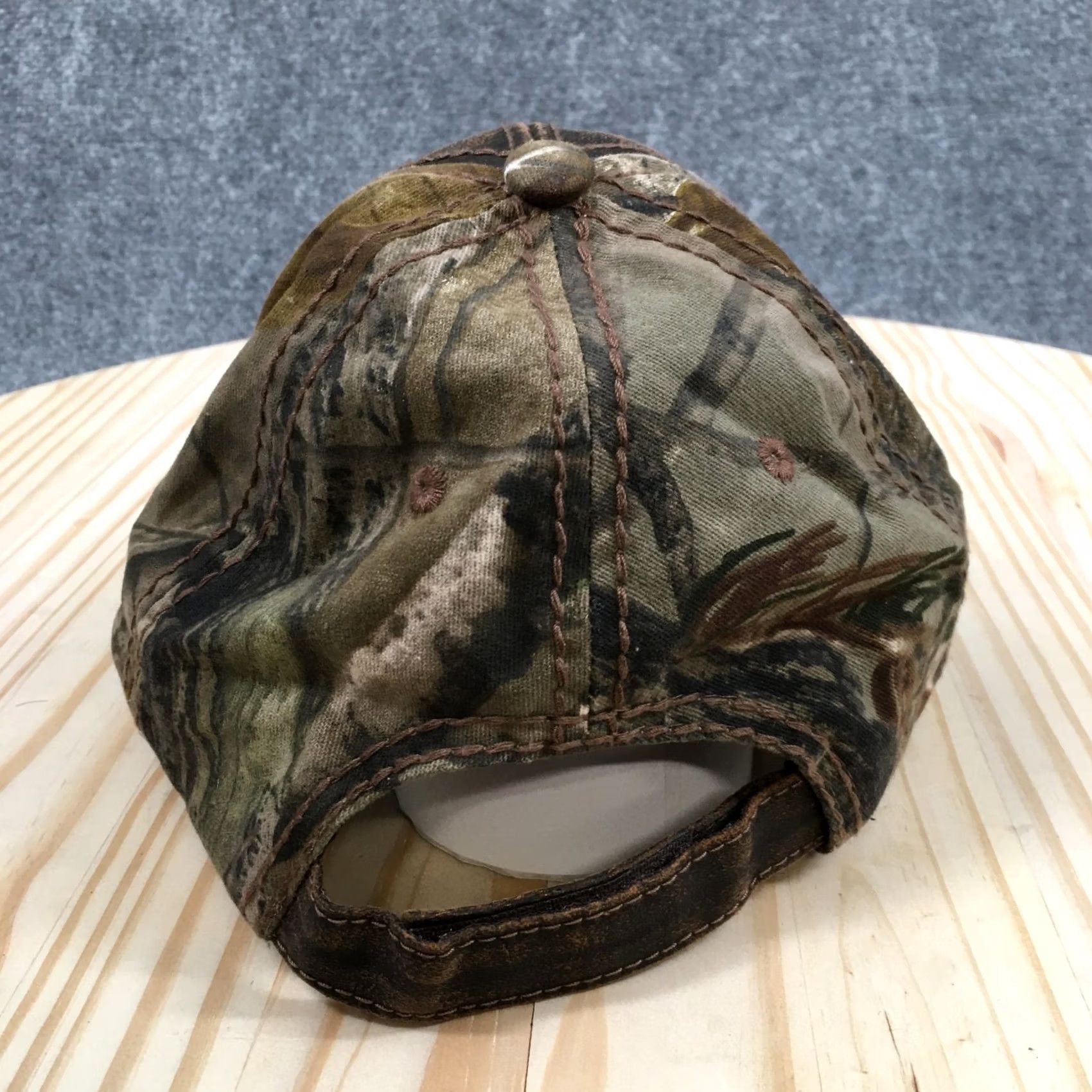 Logo 7 Freight Liner Baseball Cap Unisex Brown OS Adjustable Leather Embroidered Logo Size ONE SIZE - 7 Thumbnail