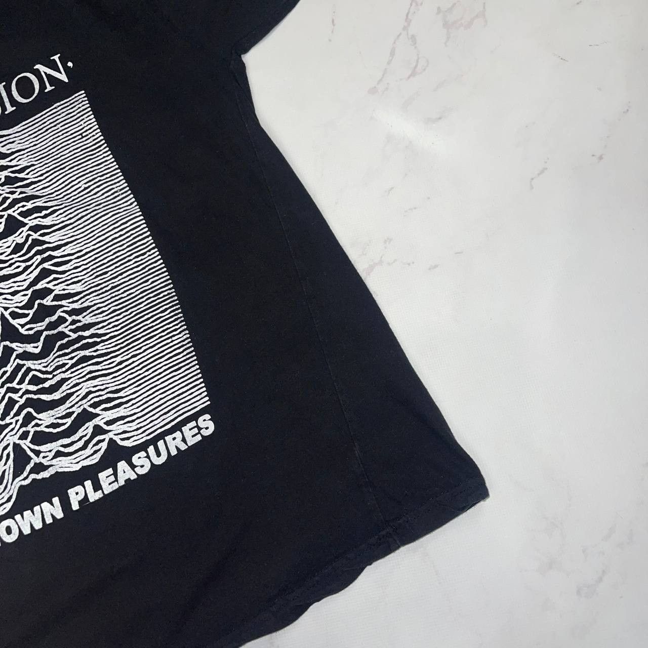 Vintage Vintage Joy division vintage big logo Black tee size S Size US S / EU 44-46 / 1 - 6 Thumbnail