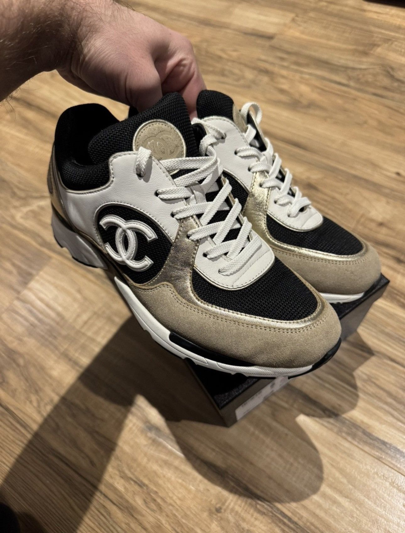 Chanel Chanel Sneakers Size US 9.5 / EU 42-43 - 4 Thumbnail