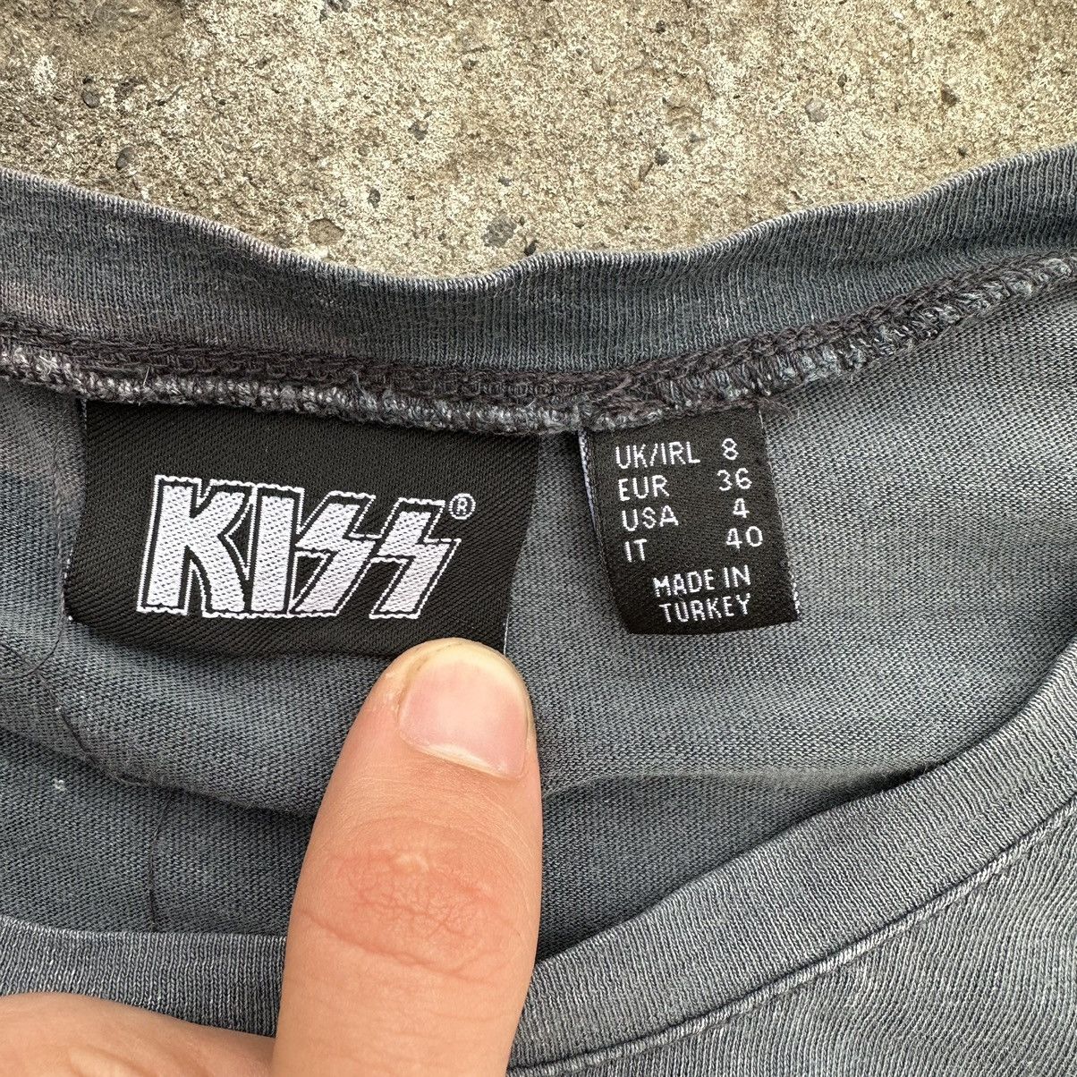 KISS × Vintage Vintage Kiss T-shirts Big Logo Rock Band Tee Y2K Style USA Size US S / EU 44-46 / 1 - 7 Thumbnail