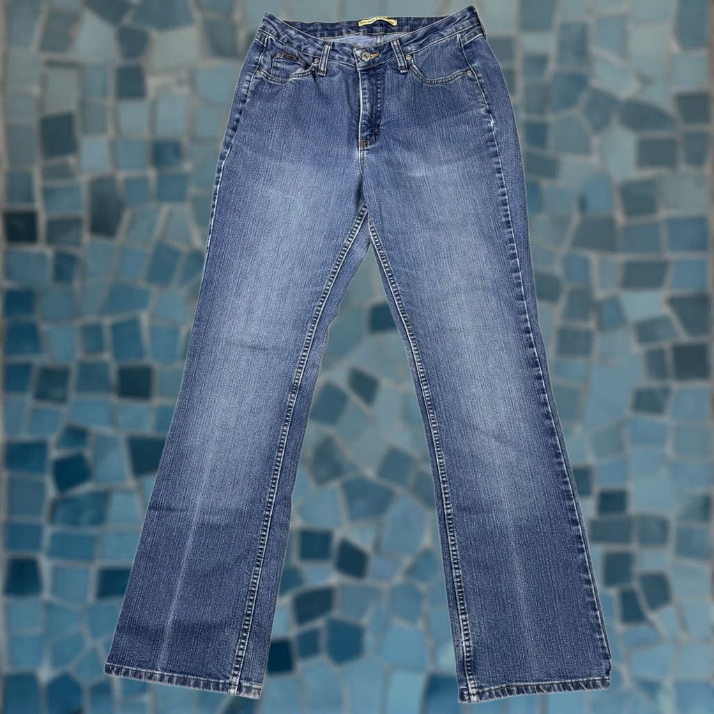 Lee Lee Riders Bootcut Jeans Women's 10 Slimming Cowgirl Pleated Blue Denim 30x32 Size 32" / US 10 / IT 46 - 1 Thumbnail