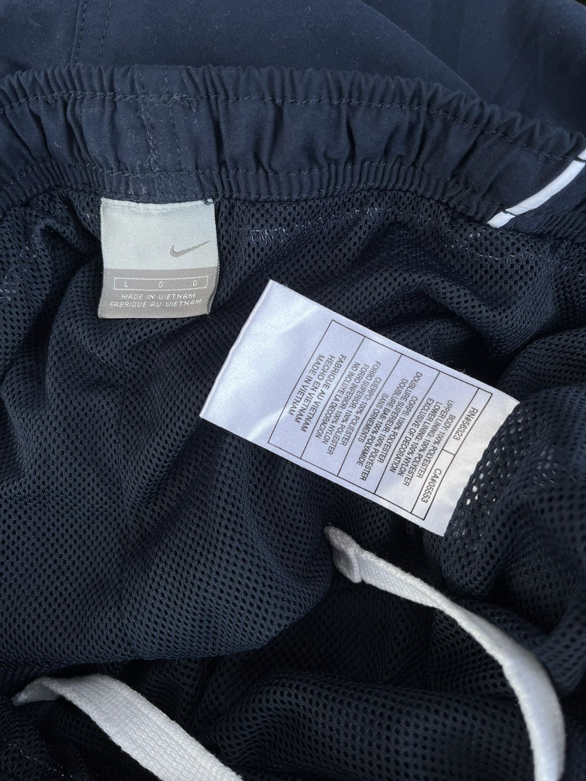 Nike Nike Vintage Track Baggy Y2K Nylon Parachute Joggers Pants Size US 34 / EU 50 - 7 Thumbnail