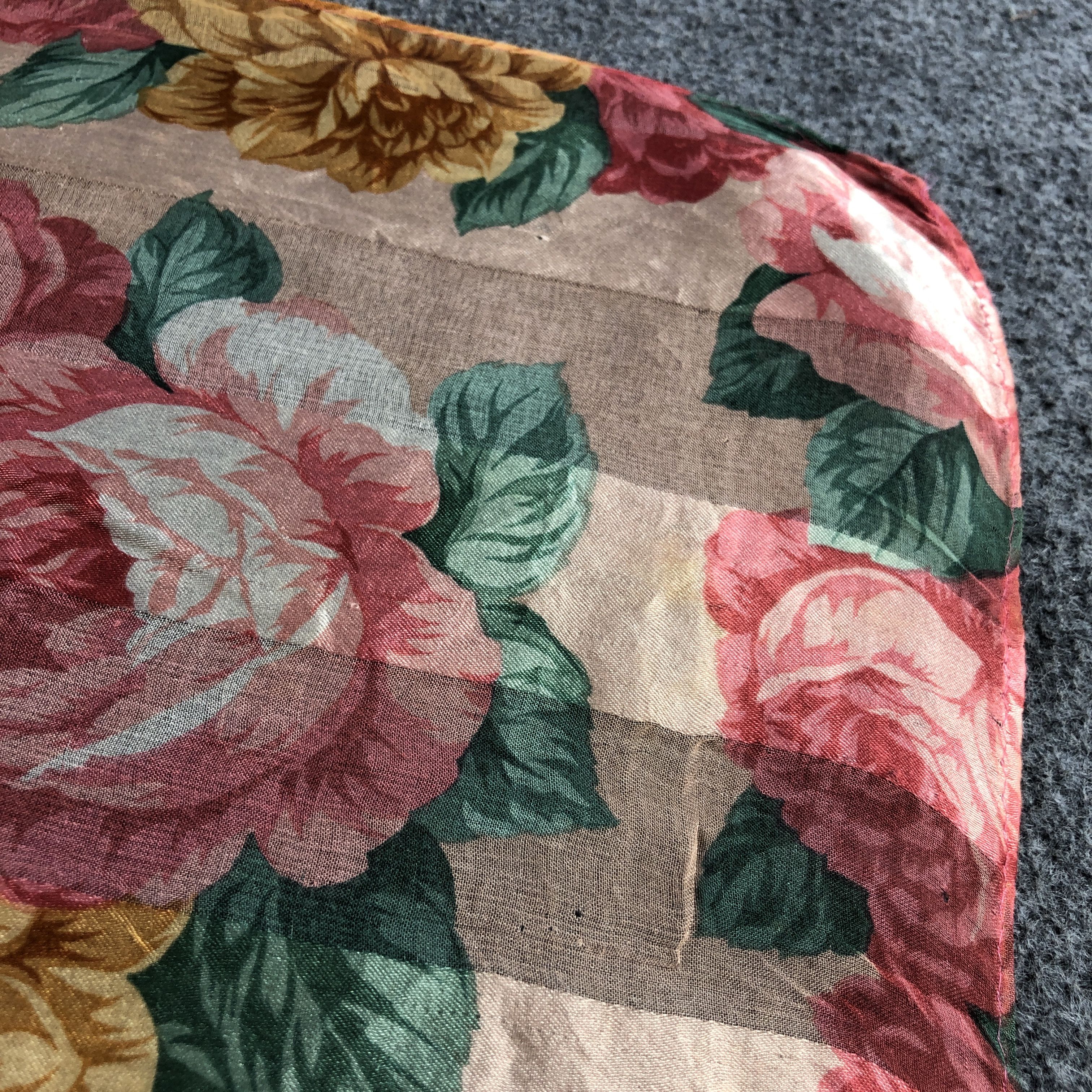 Mario Valentino Mario Valentino Luxury Floral Silk Scarf M1211 Size ONE SIZE - 22 Thumbnail