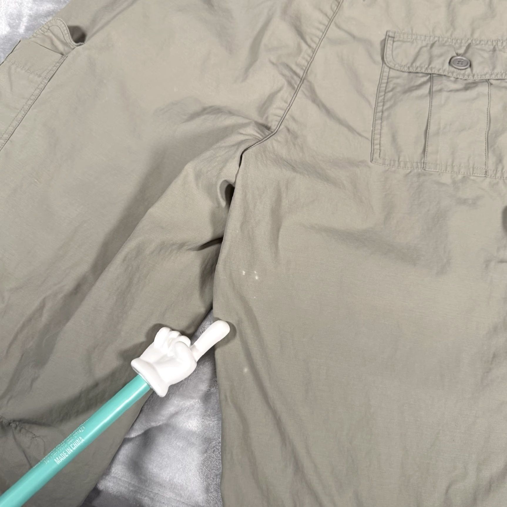 Gap VINTAGE Gap Cargo Pants Mens L 31” Gray/Green Baggy Paratrooper Army Canvas Cotton Straight Relaxed Pants Mens Size US 33 - 6 Thumbnail