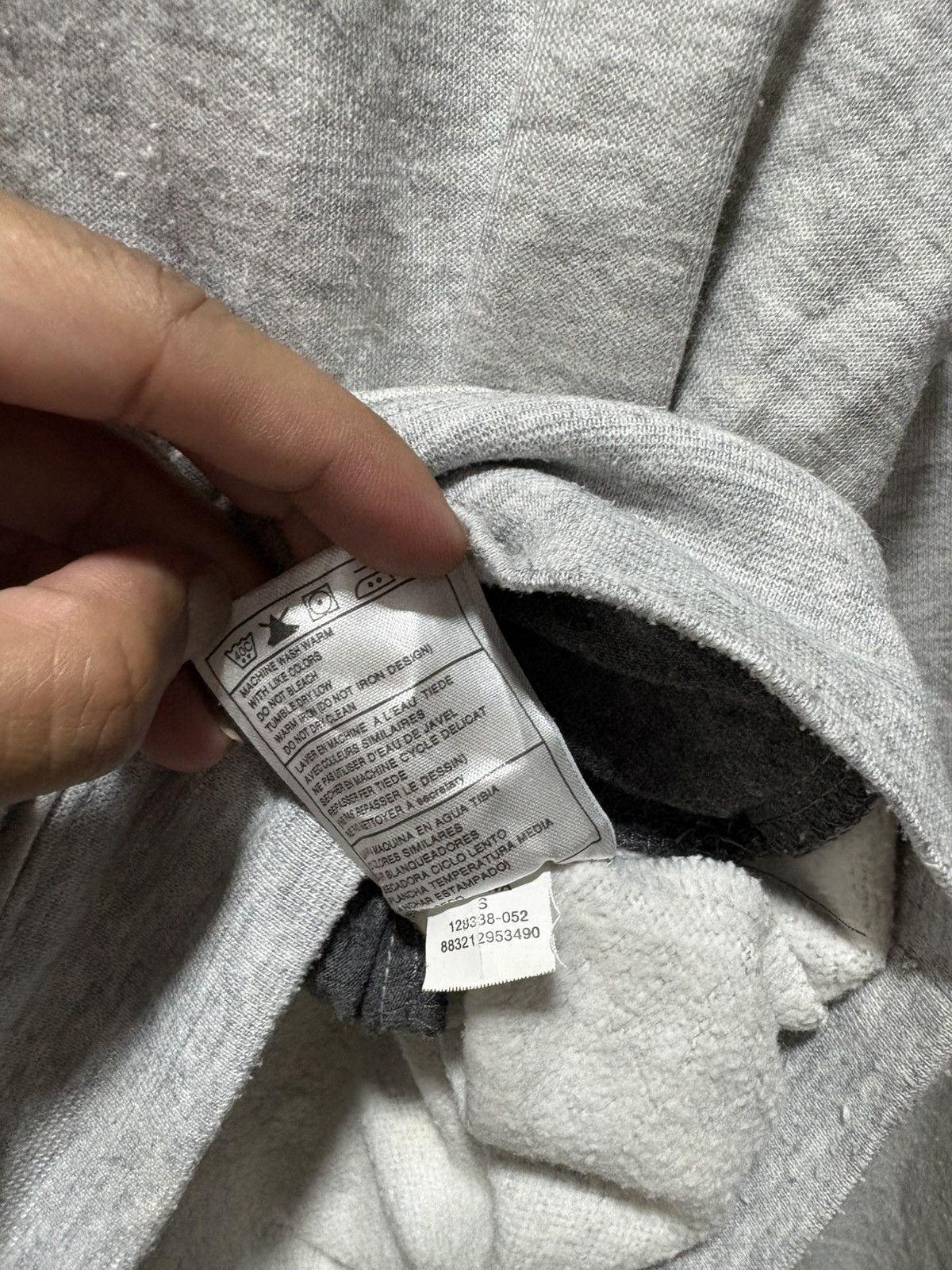 Nike Vintage Y2K Nike grey pullover hoodie Size US M / EU 48-50 / 2 - 6 Thumbnail