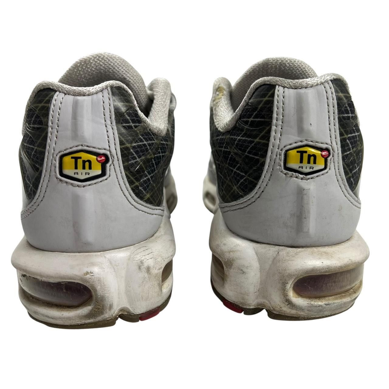 Nike Nike Air Max Plus TN Wave Grid Neutral Grey - US 8.5 / EU 42 Size US 8.5 / EU 41-42 - 6 Thumbnail