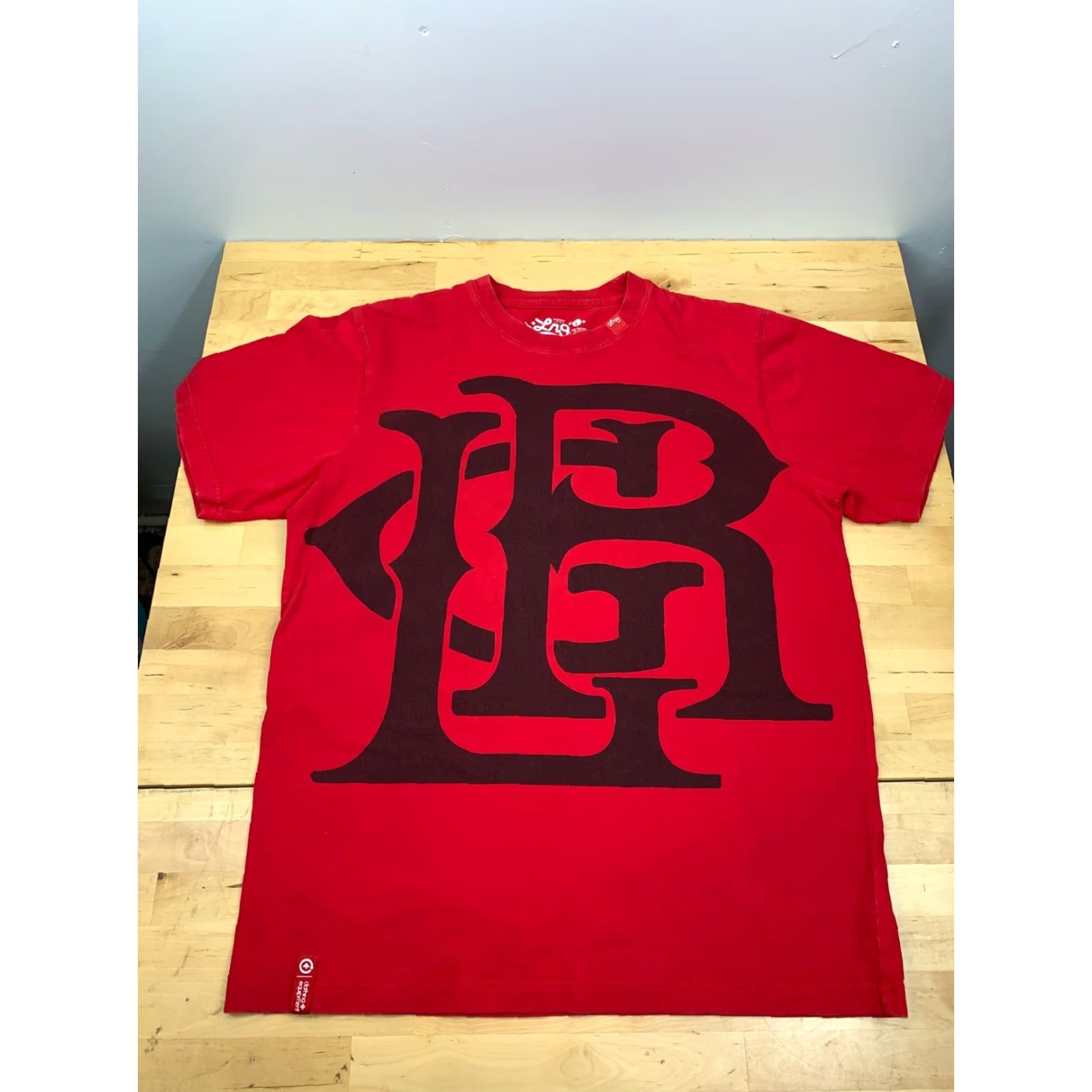 Logo 7 LRG Logo T-Shirt Red L Short Sleeve Casual Unisex Adults Crew Neck 3734 Size US L / EU 52-54 / 3 - 3 Thumbnail