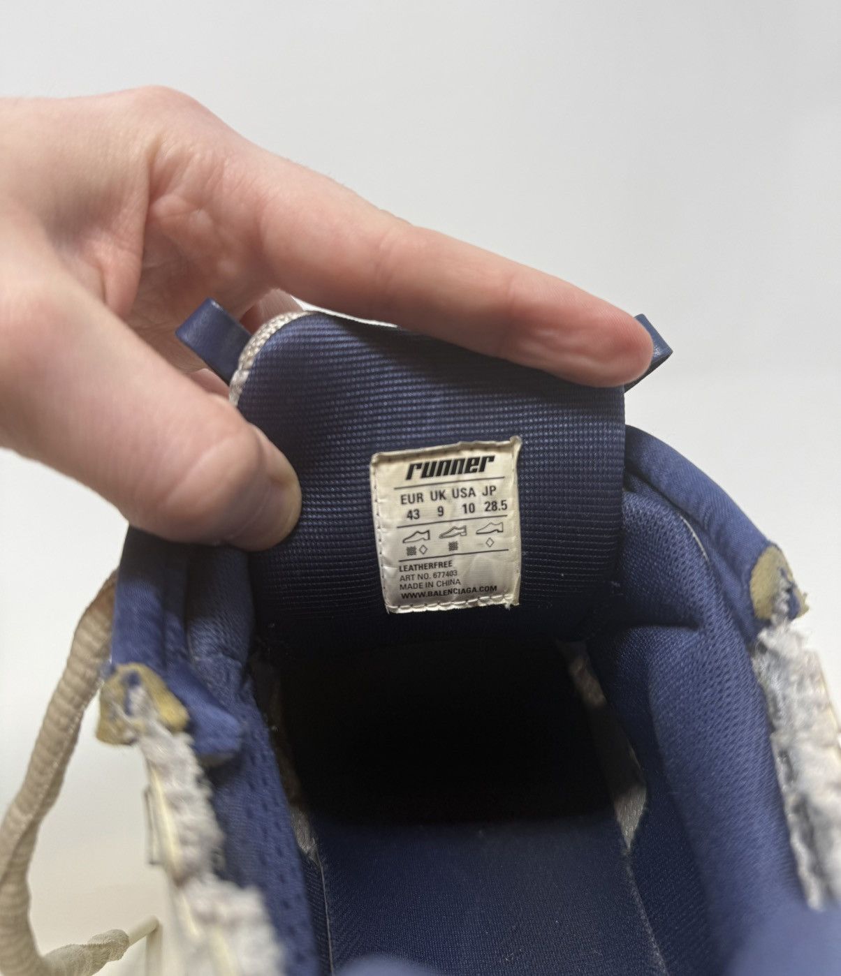 Balenciaga Balenciaga Runner Sneaker Blue/Yellow Size US 10 / EU 43 - 7 Thumbnail