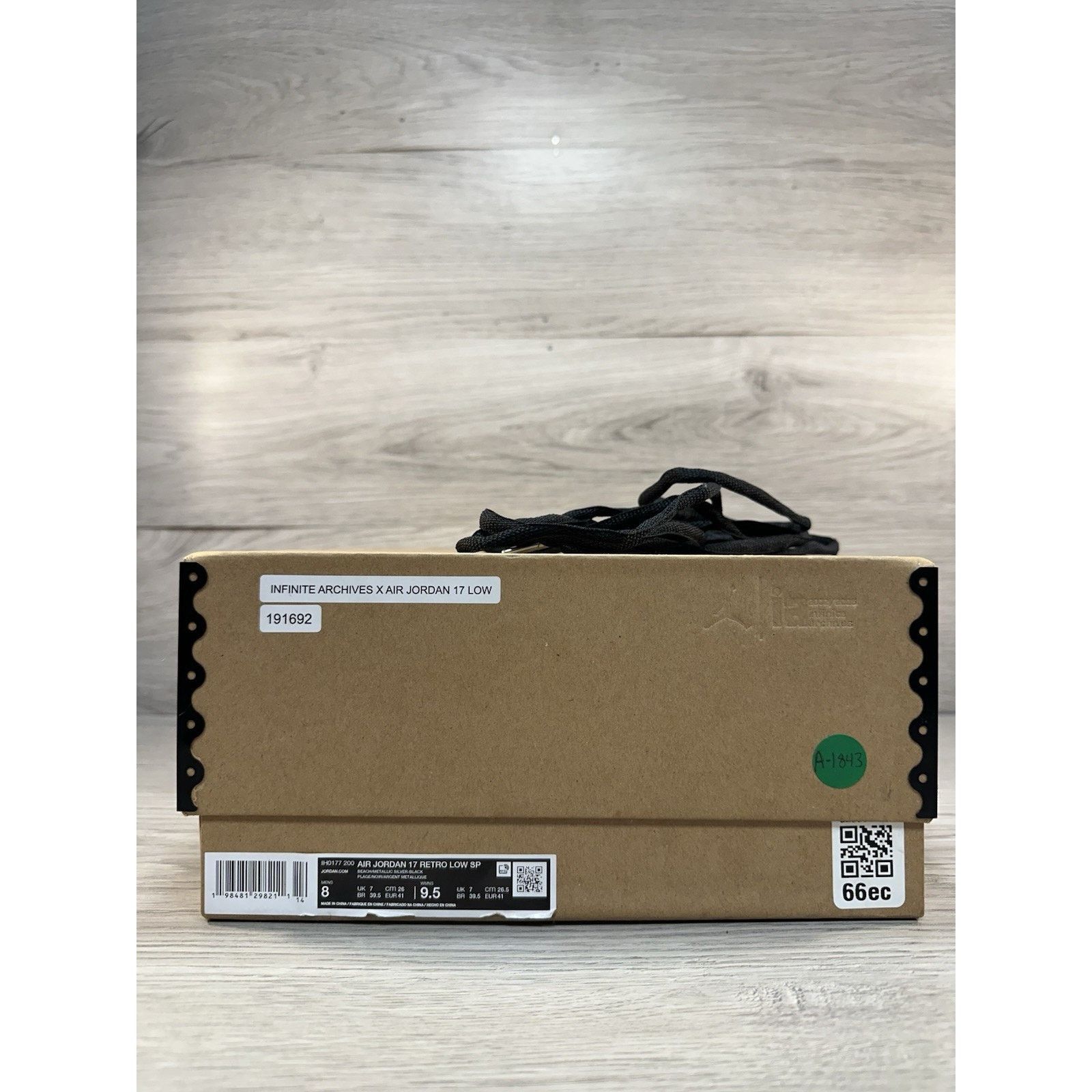 Infinite Archives × Jordan Brand Infinite Archives x Air Jordan 17 Retro Low Beach - Size 8 Size US 8 / EU 41 - 8 Thumbnail