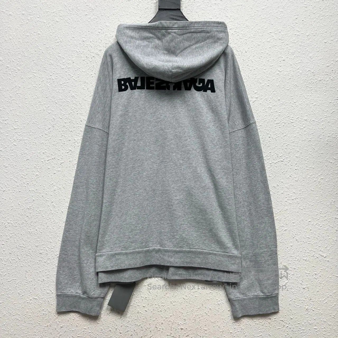 Balenciaga balenciaga logo embroidery hoodie in gray. Size US M / EU 48-50 / 2 - 2 Thumbnail