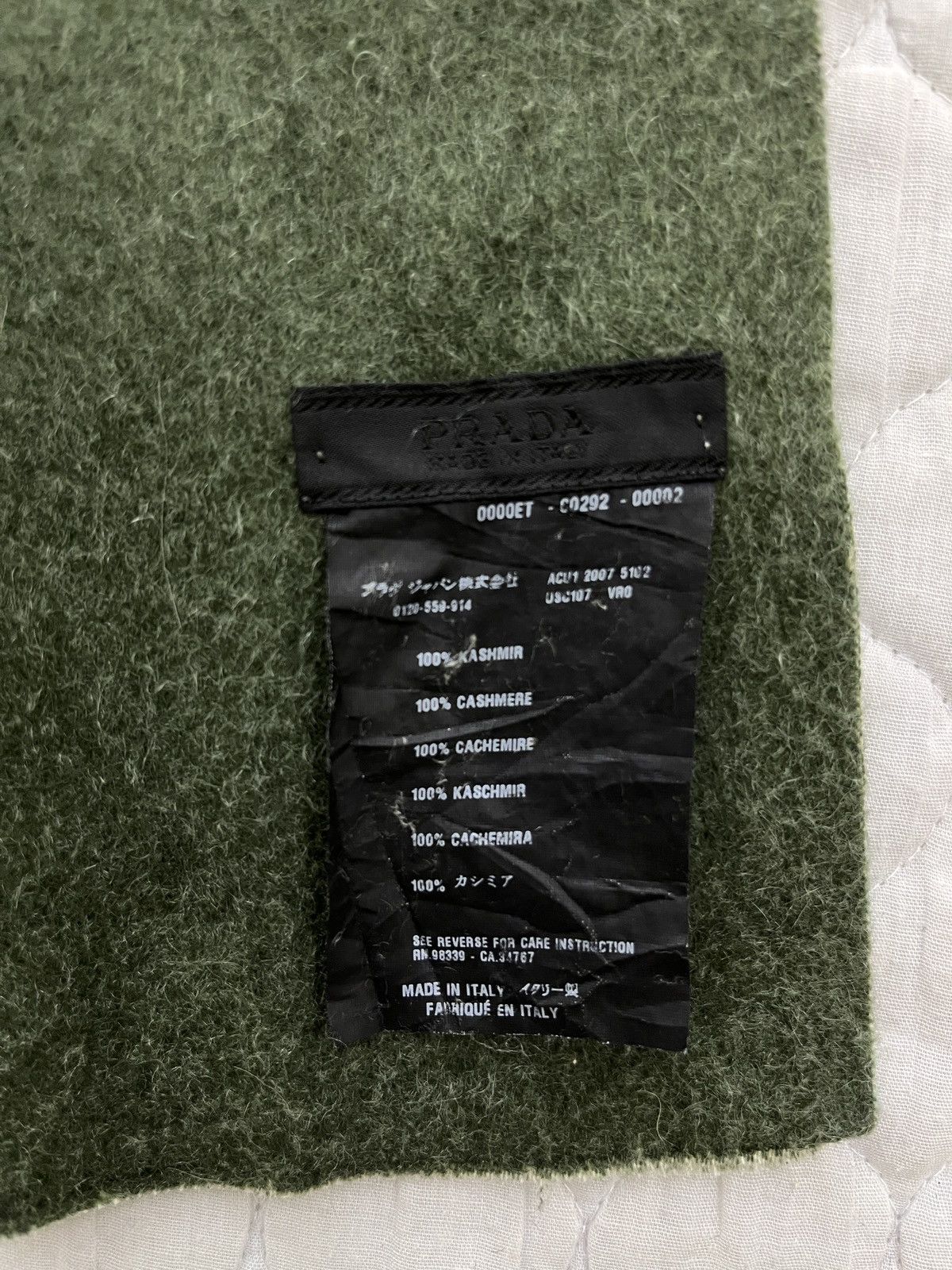 Prada 🔥🔥🔥STEALS PRADA CASHMERE SCARF Size ONE SIZE - 6 Thumbnail
