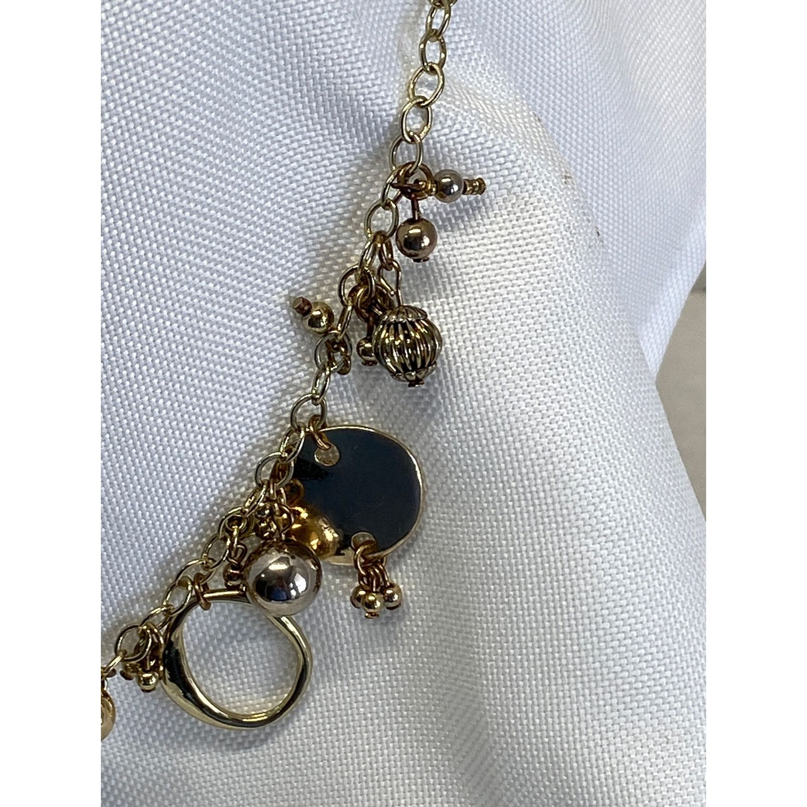 The Unbranded Brand Gold Tone Charm Necklace Beaded Dangle Statement Jewelry Size ONE SIZE - 3 Thumbnail
