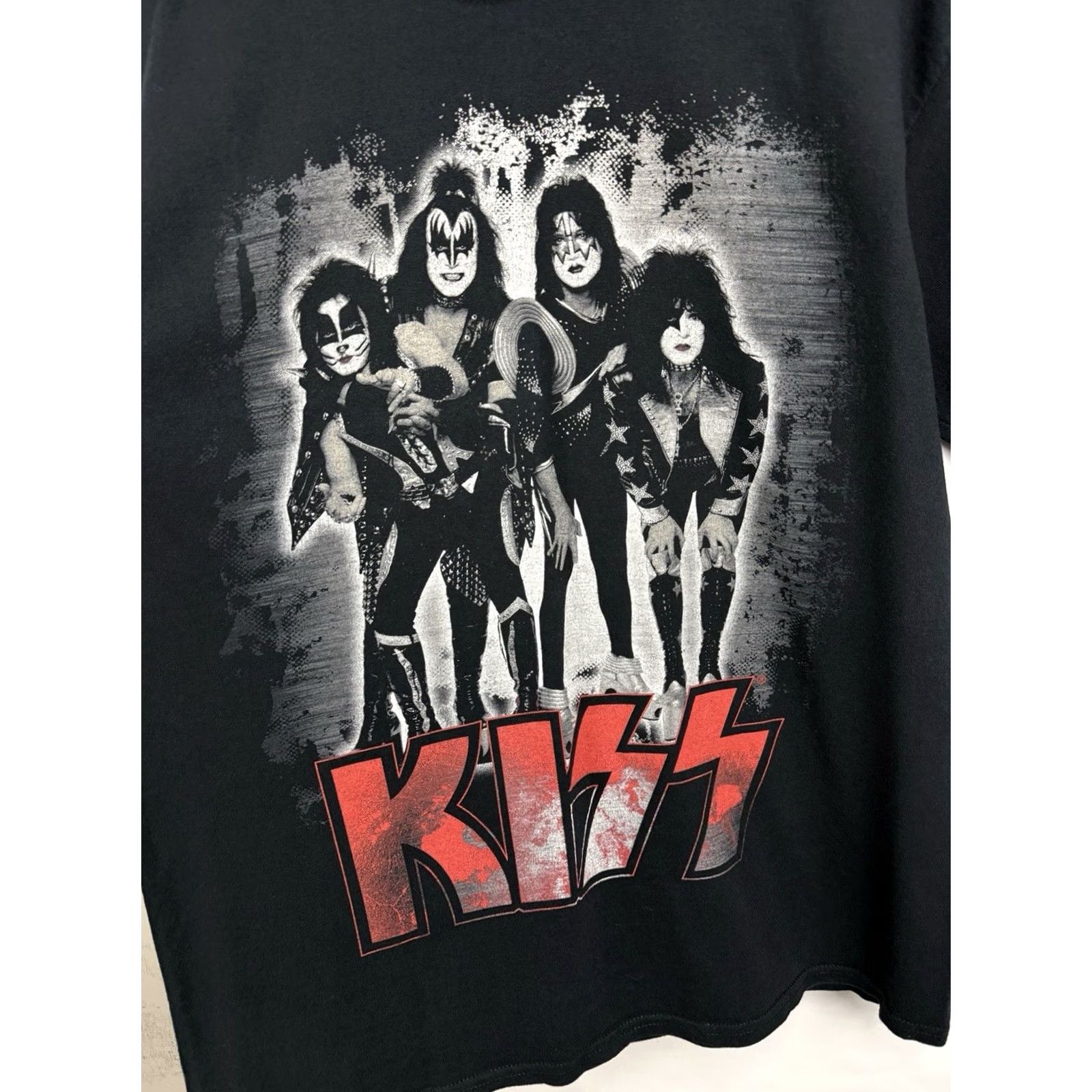 Gildan VINTAGE Kiss Alive 35 World Tour 1973 2008 T-Shirt Retro Black L Men Shirt Size US L / EU 52-54 / 3 - 5 Thumbnail