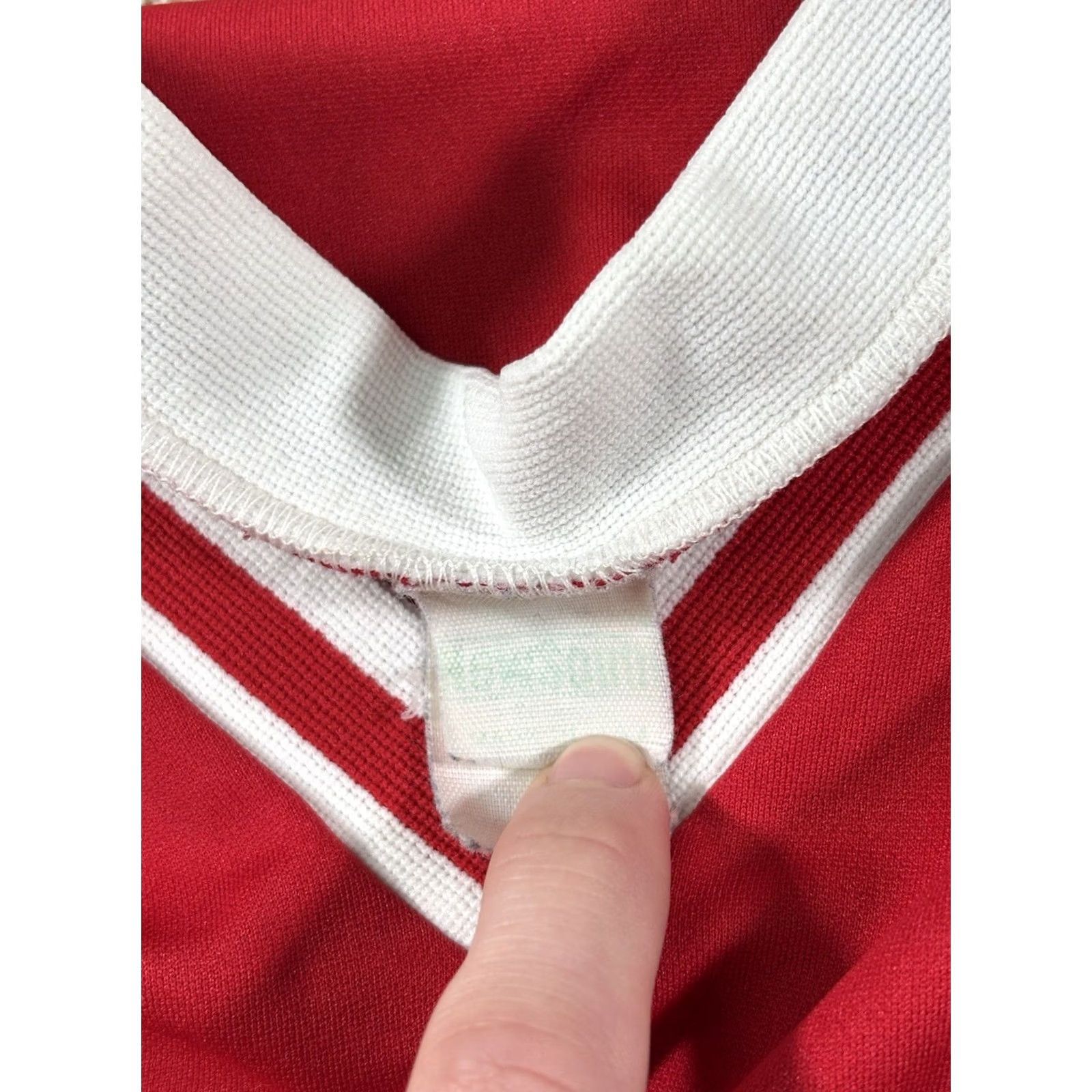 Vintage VINTAGE Lost Boys Band Red Jersey Pullover Shirt M/L Unisex Adults Short Sleeve V-Neck 90s Rock Hip Hop Retro USA #33 Size US M / EU 48-50 / 2 - 6 Thumbnail