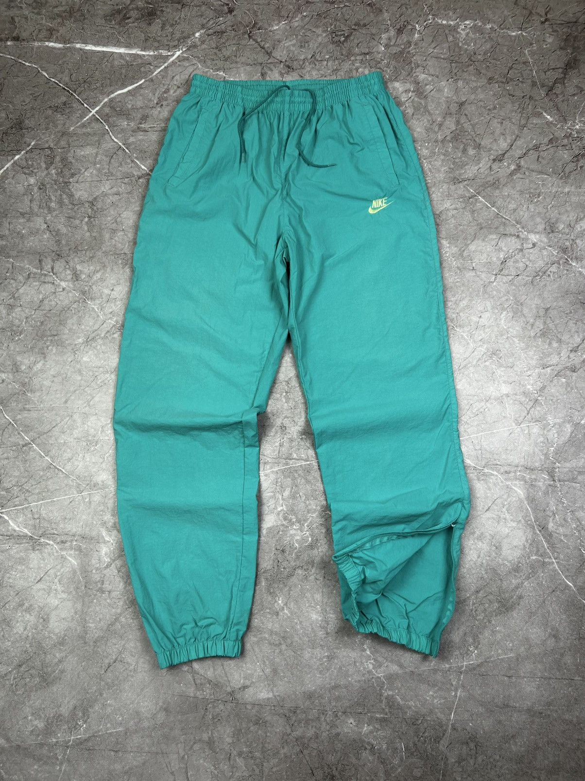 Nike Men's Sweatpants Nike vintage 90s Birch Size US 32 / EU 48 - 3 Thumbnail