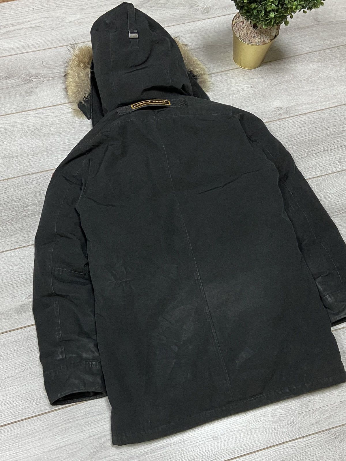 Canada Goose Canada Goose Chateau puffer fur down parka Size US S / EU 44-46 / 1 - 14 Thumbnail